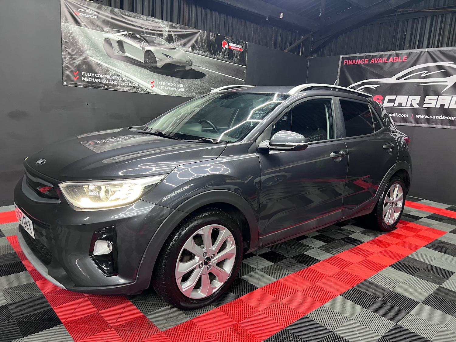 Used Kia Stonic 2017 for sale - 76531236: Photo 6