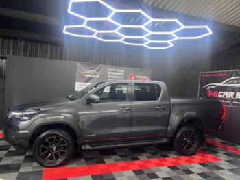 Used Toyota Hilux 2023 for sale - 75215457: Photo