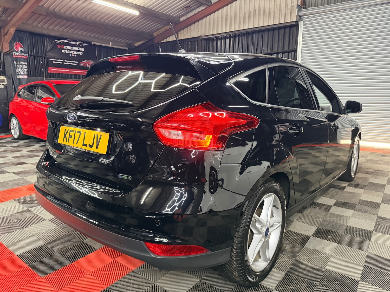 Used Ford Focus 2017 for sale - 77996869: Photo 10