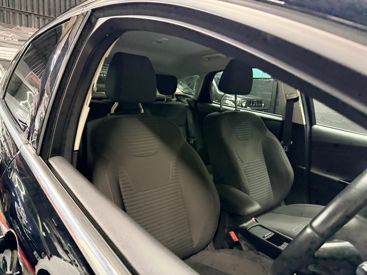 Used Ford Focus 2017 for sale - 77996869: Photo 14