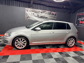 Used Volkswagen Golf 2014 for sale - 76693869: Photo