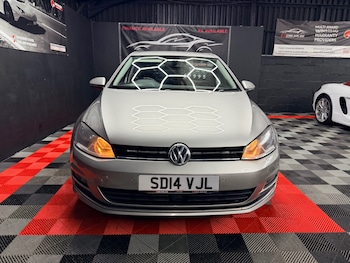 Used Volkswagen Golf 2014 for sale - 76693869: Photo