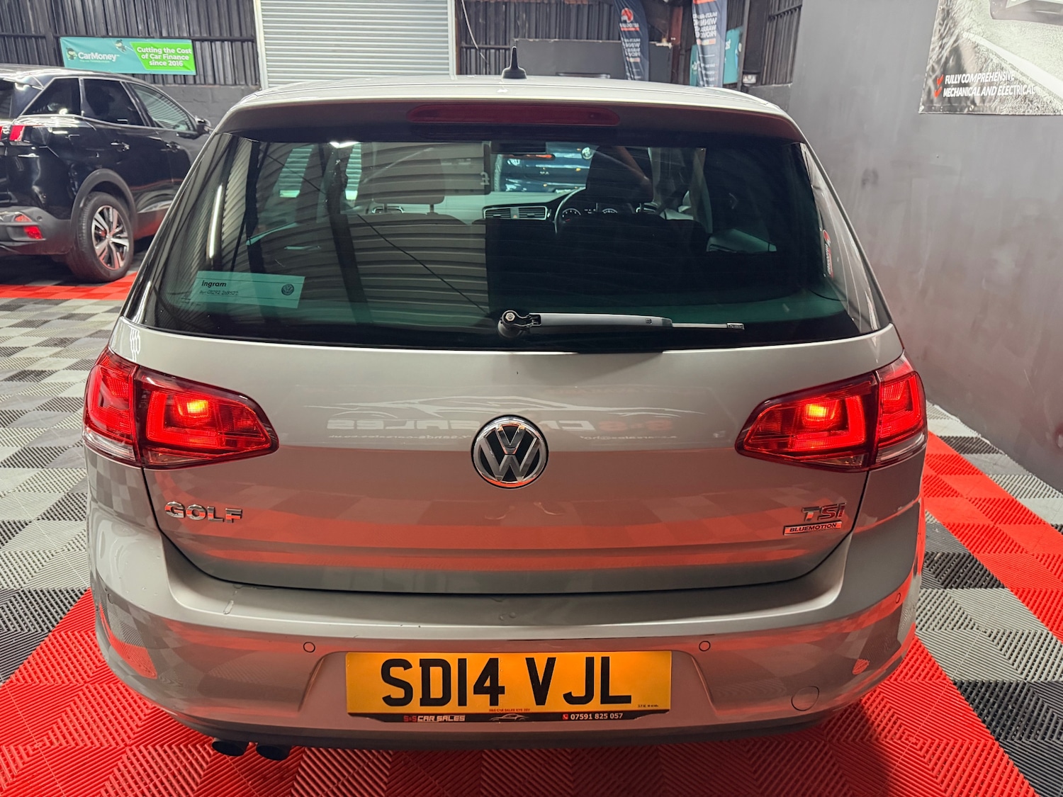 Used Volkswagen Golf 2014 for sale - 76693869: Photo 9