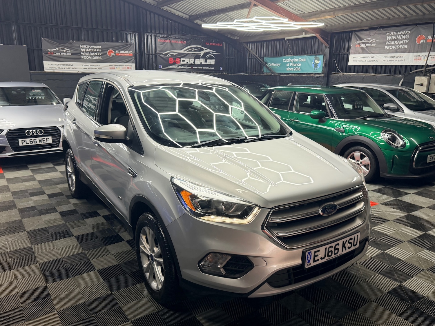 Used Ford Kuga 2016 for sale - 77011975: Photo 10