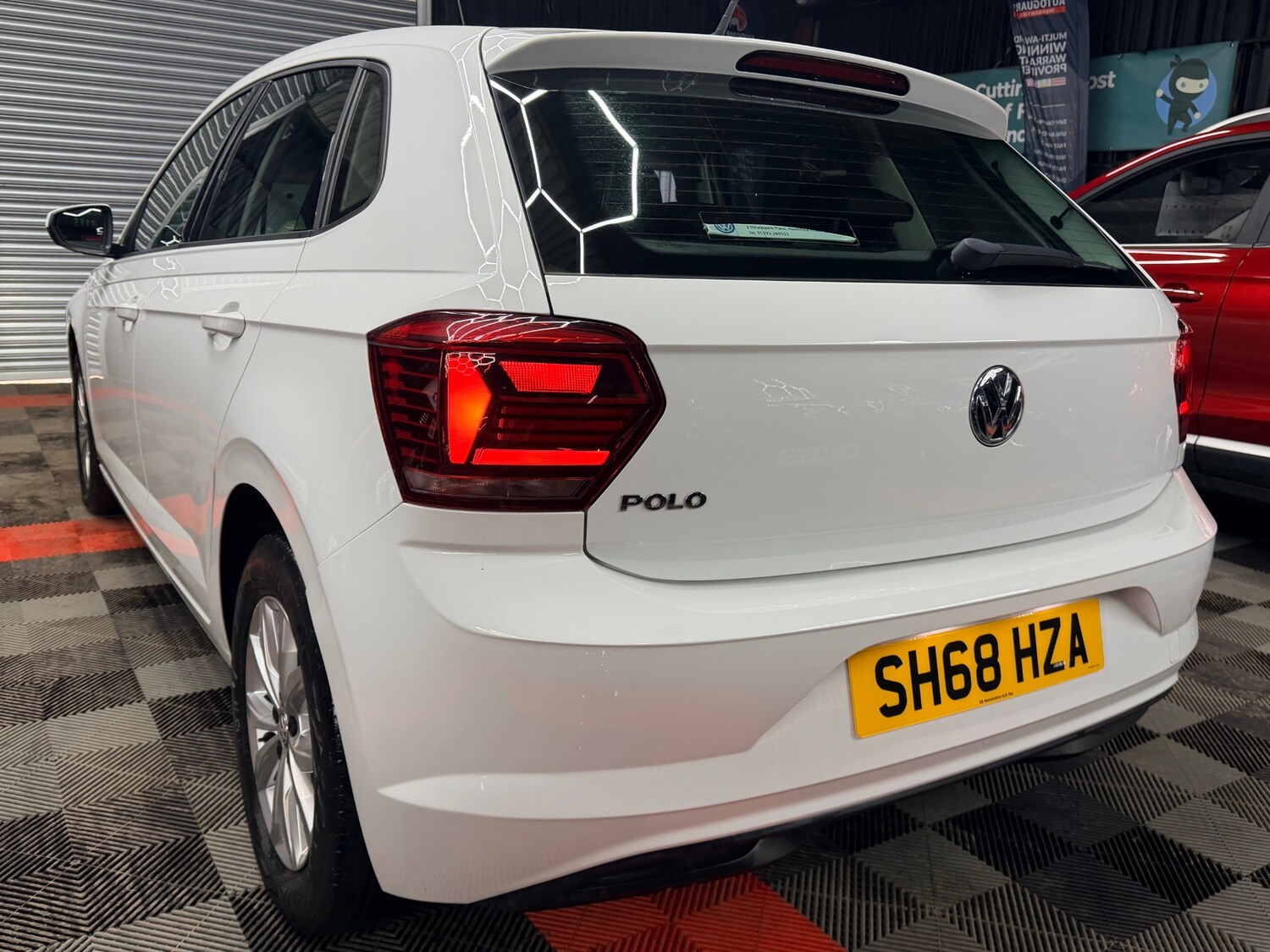 Used Volkswagen Polo 2018 for sale - 77758717: Photo 10