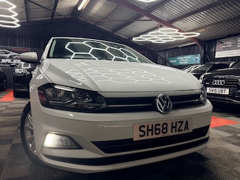 Used Volkswagen Polo 2018 for sale - 77758717: Photo
