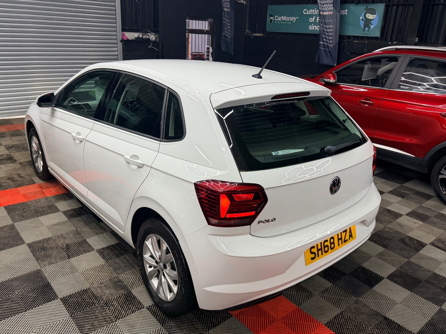 Used Volkswagen Polo 2018 for sale - 77758717: Photo 5