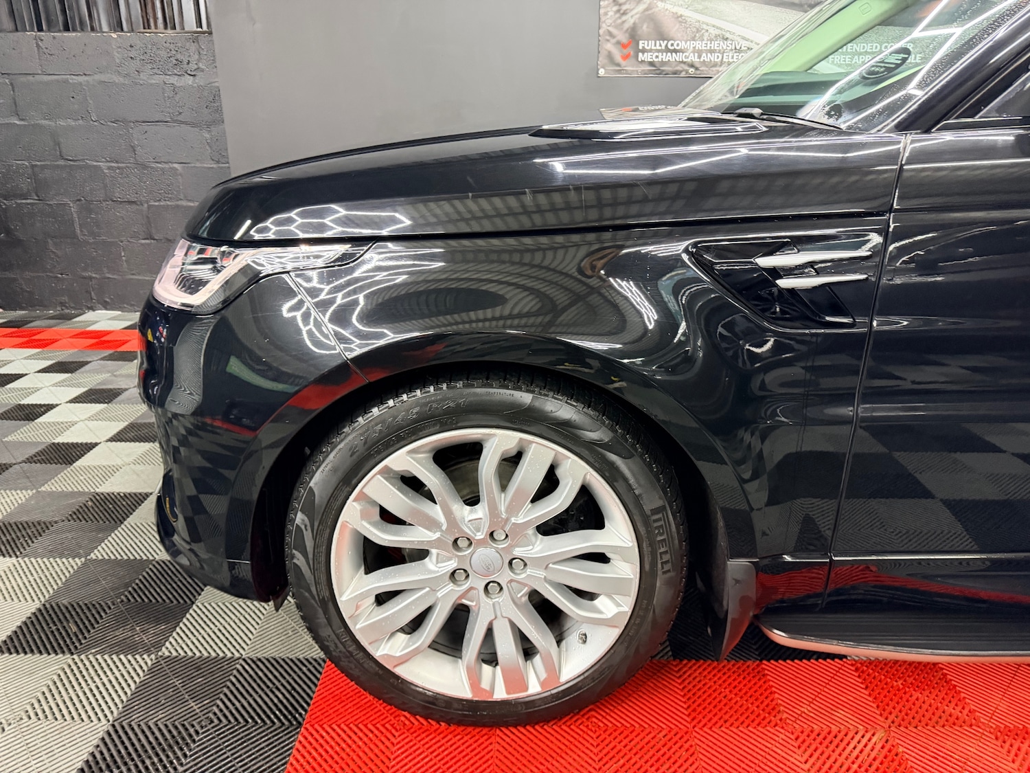 Used Land Rover Range Rover Sport 2018 for sale - 76796645: Photo 12