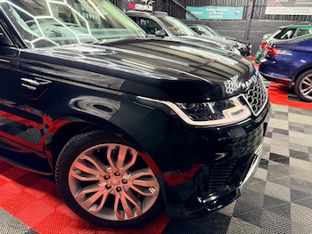 Used Land Rover Range Rover Sport 2018 for sale - 76796645: Photo
