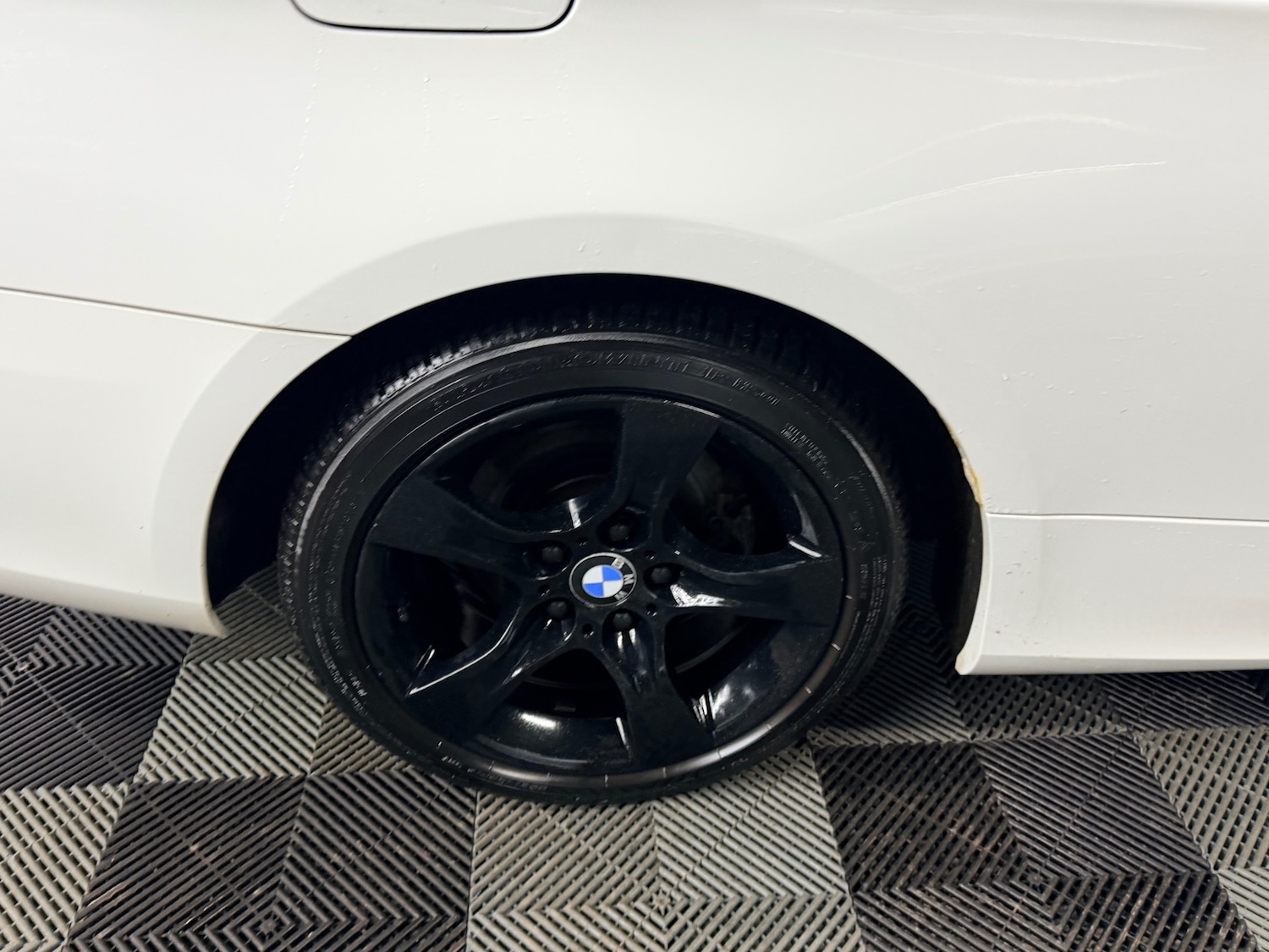 Used BMW 3 Series 2010 for sale - 77236832: Photo 16