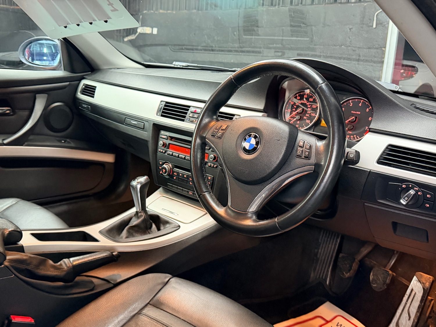 Used BMW 3 Series 2010 for sale - 77236832: Photo 19