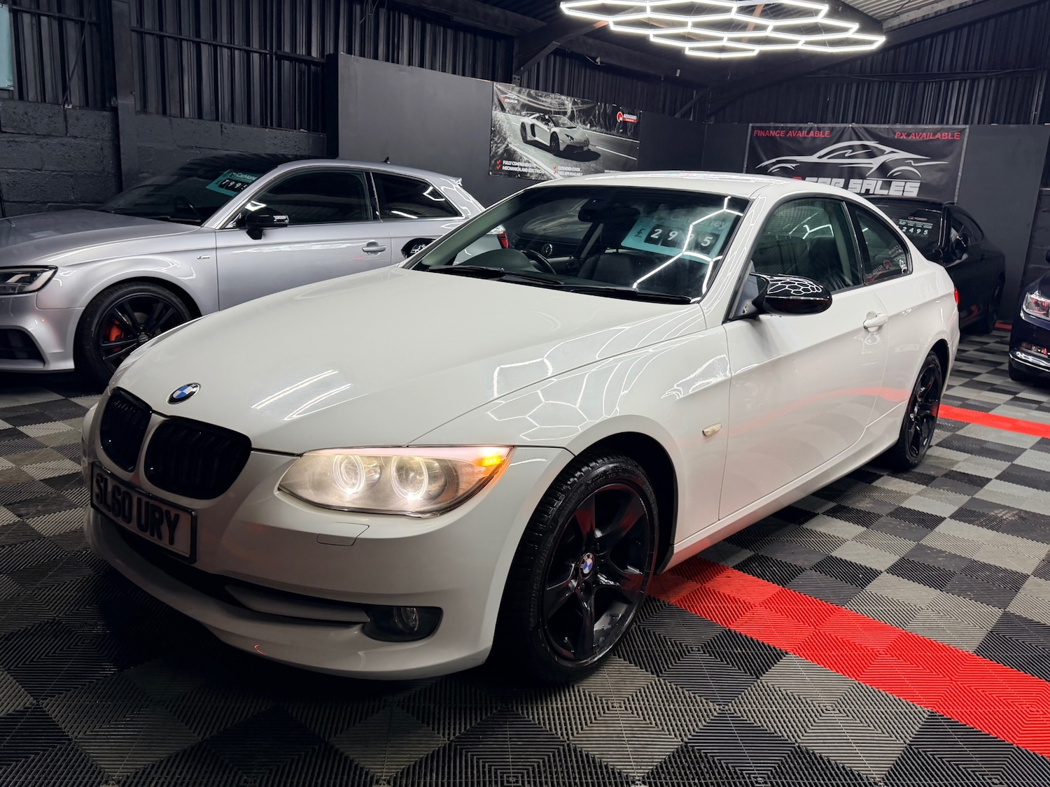 Used BMW 3 Series 2010 for sale - 77236832: Photo 4