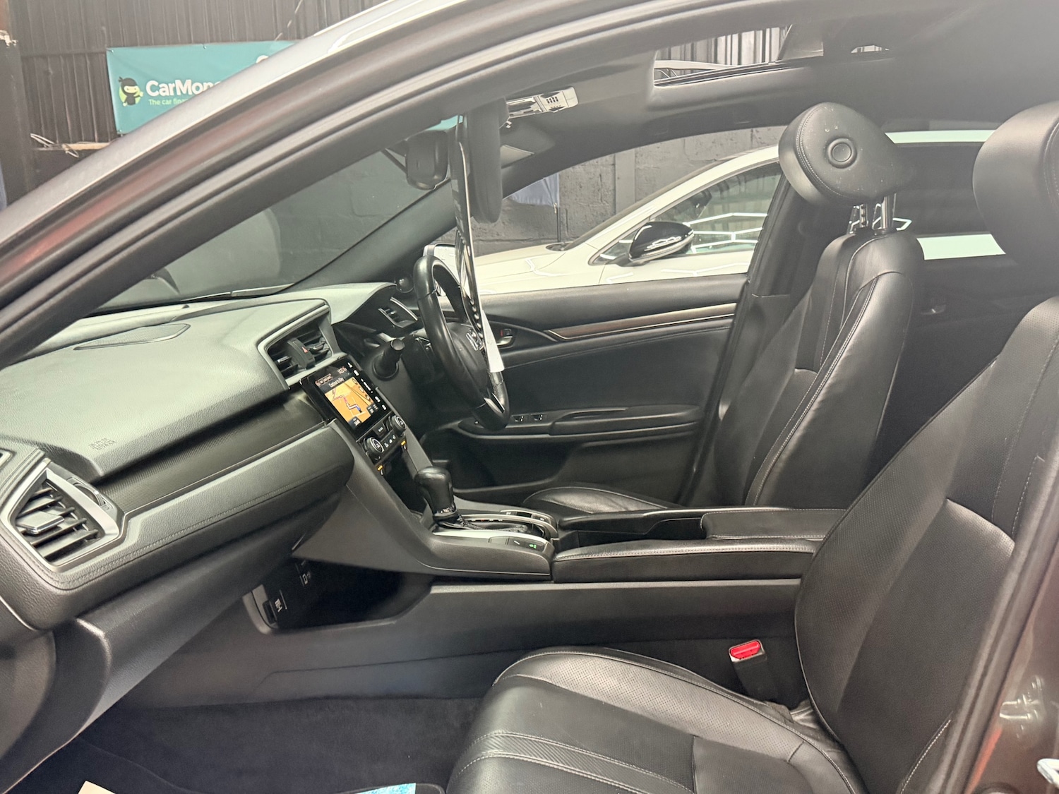 Used Honda Civic 2020 for sale - 77998723: Photo 12