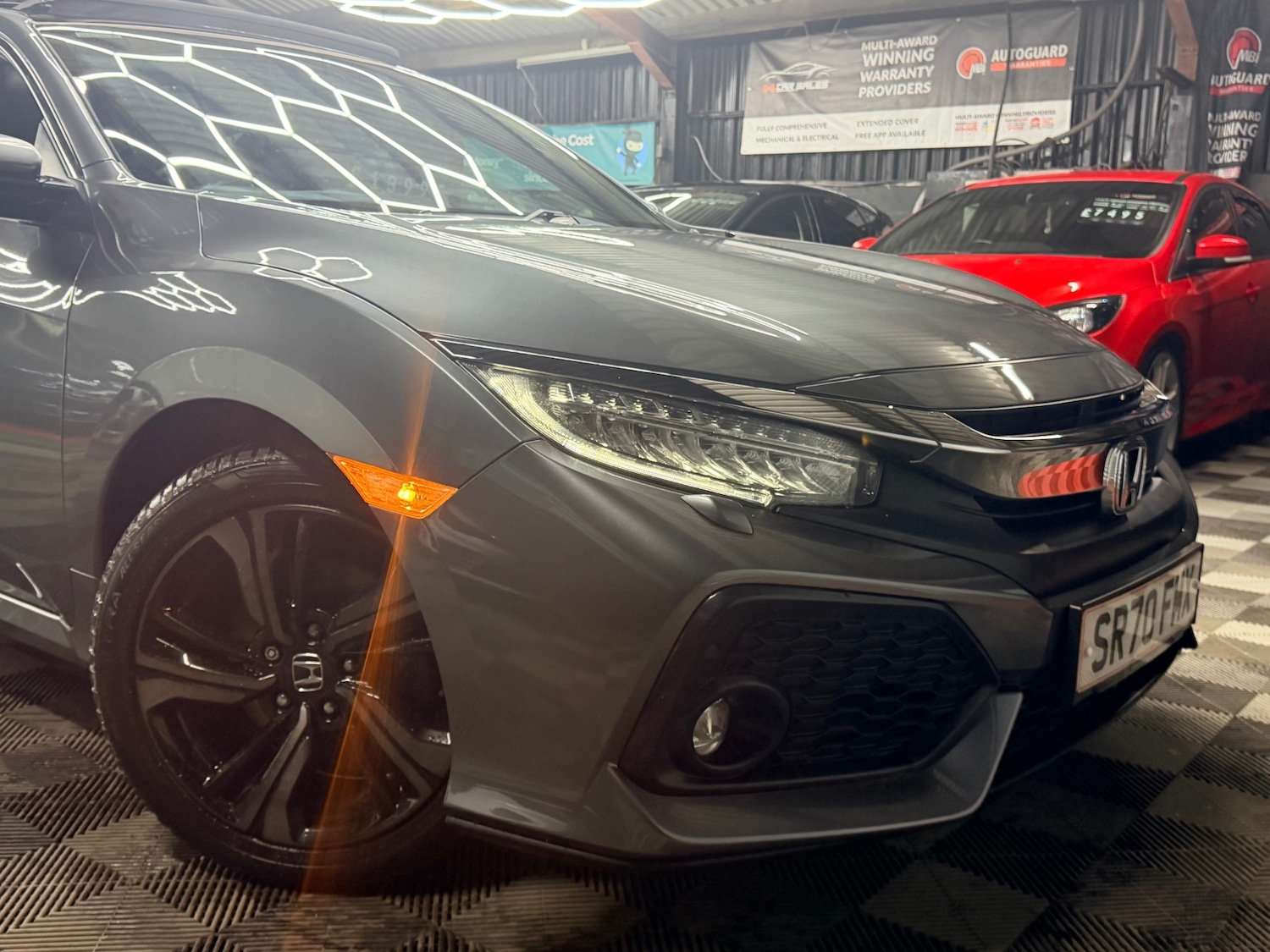 Used Honda Civic 2020 for sale - 77998723: Photo 2