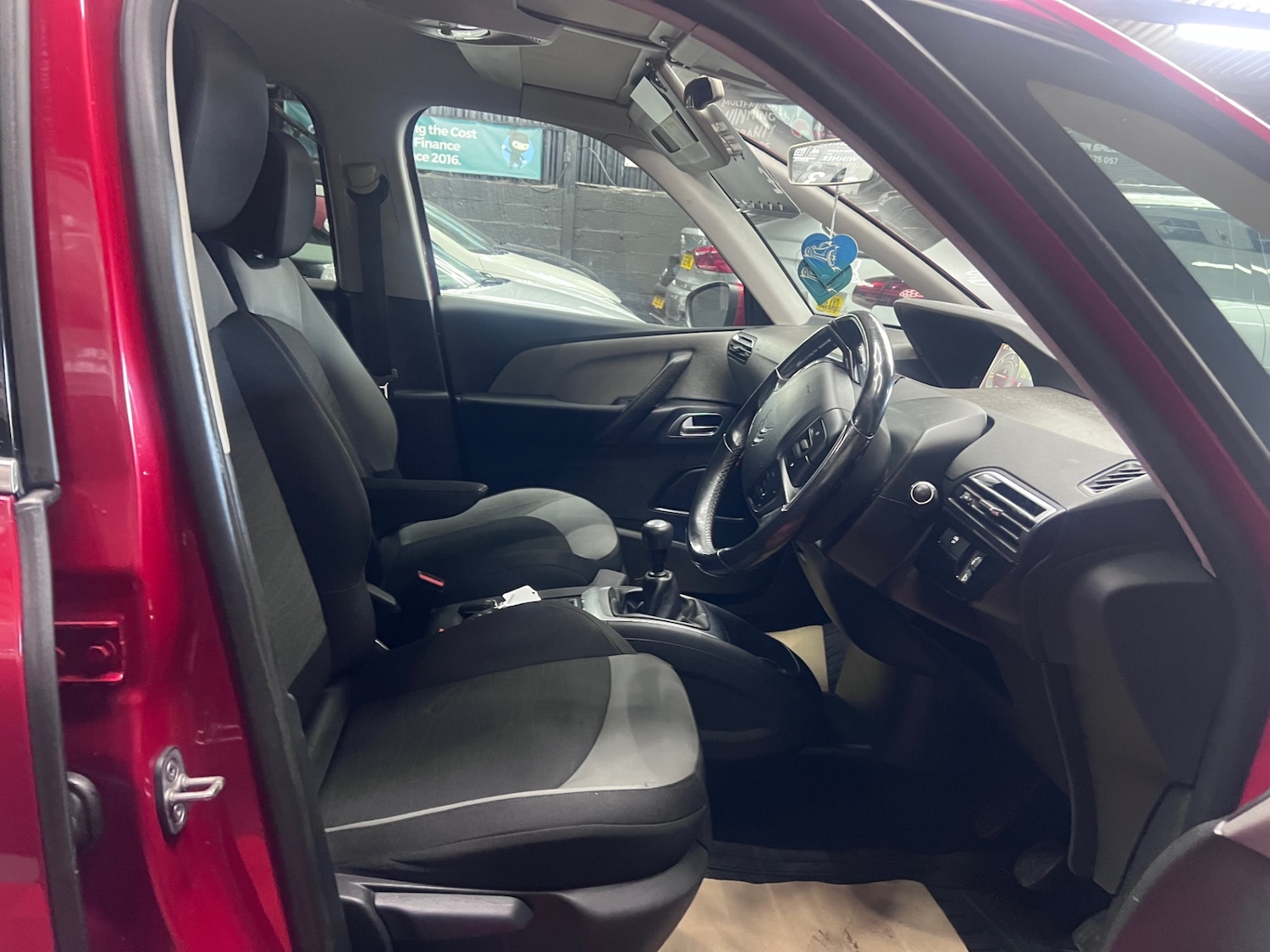 Used Citroen C4 Picasso 2013 for sale - 76392180: Photo 19