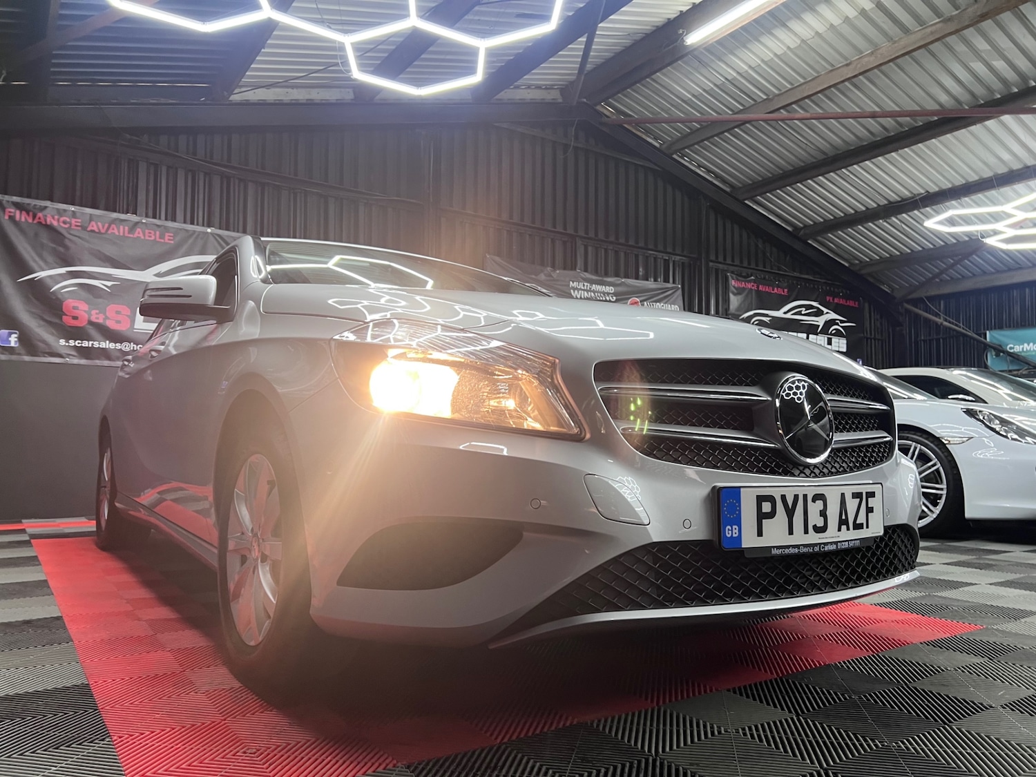 Used Mercedes-Benz A-Class 2013 for sale - 76374819: Photo 12