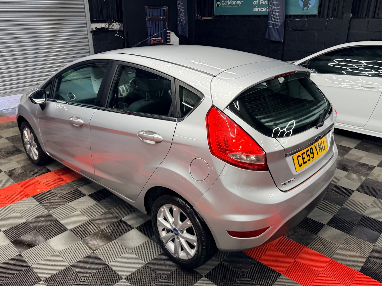 Used Ford Fiesta 2009 for sale - 77641092: Photo 5