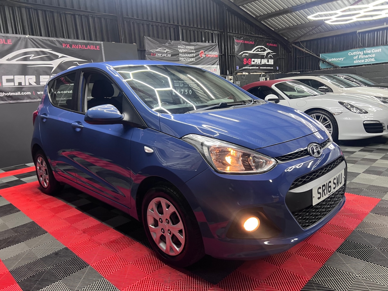 Used Hyundai i10 2016 for sale - 76374420: Photo 7