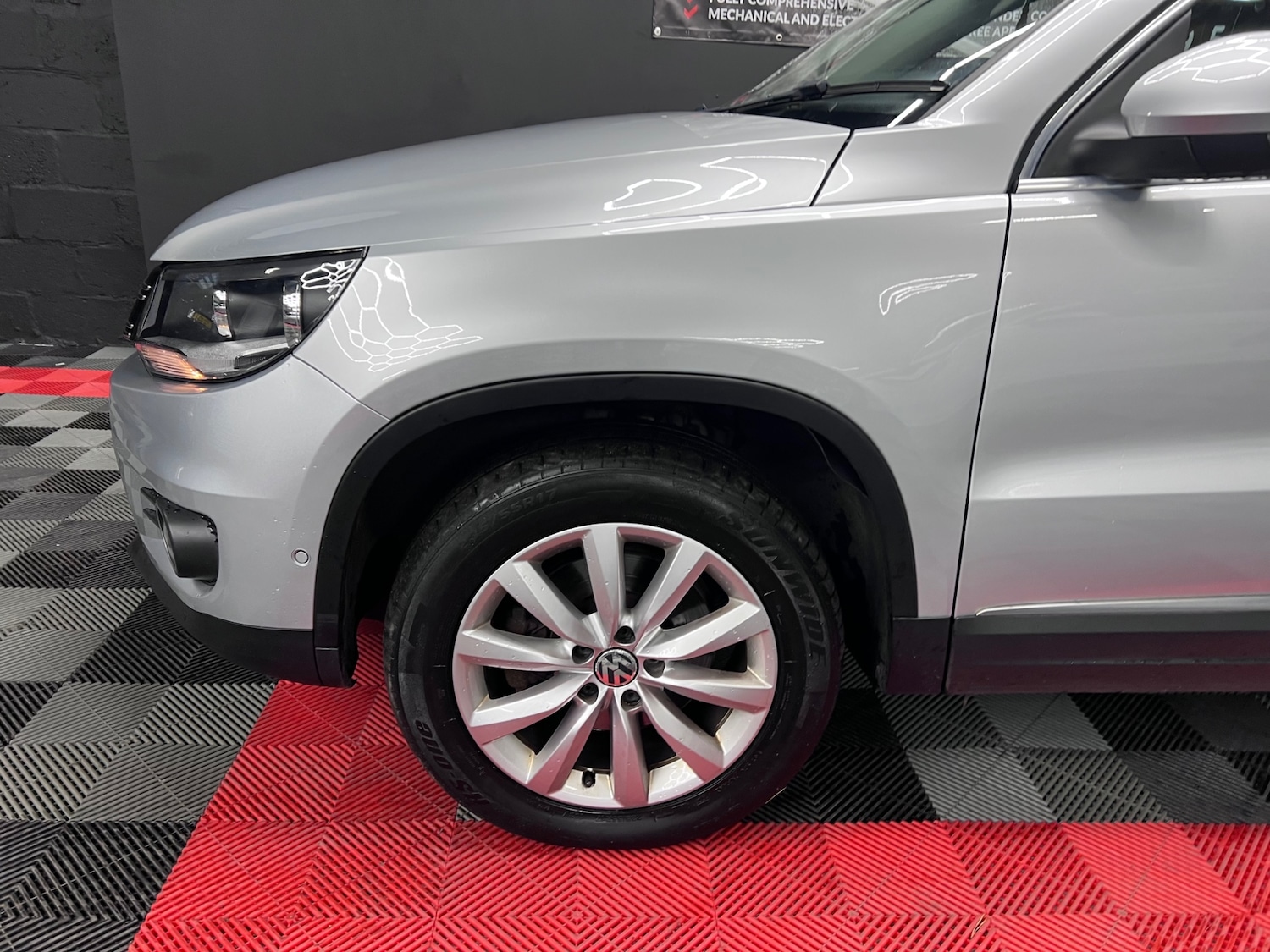 Used Volkswagen Tiguan 2013 for sale - 76206156: Photo 11