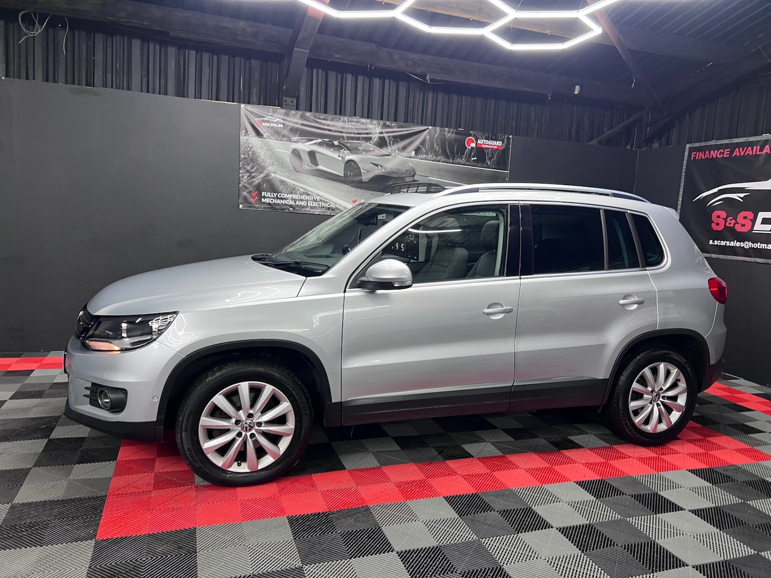 Used Volkswagen Tiguan 2013 for sale - 76206156: Photo 4