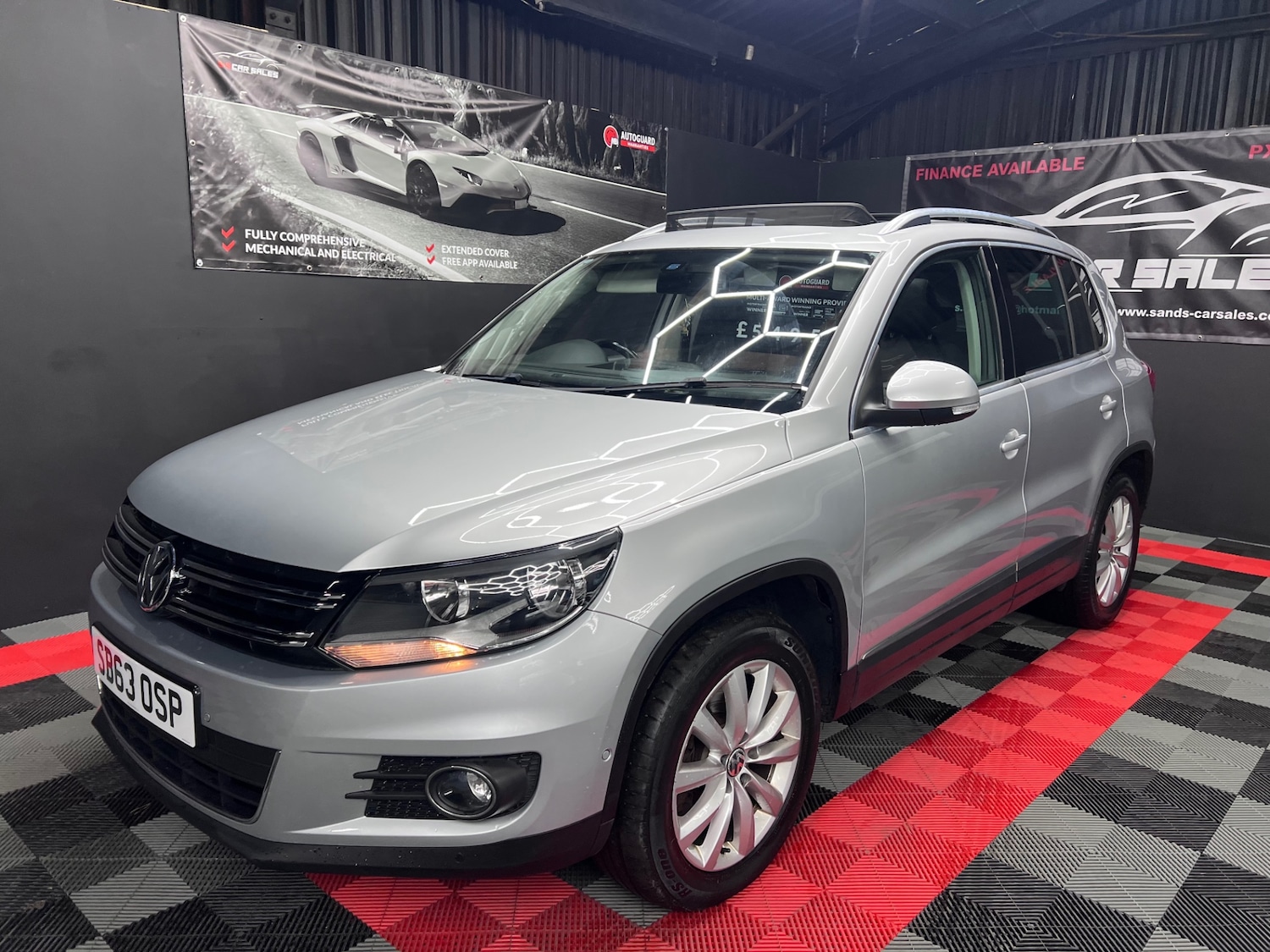 Used Volkswagen Tiguan 2013 for sale - 76206156: Photo 5
