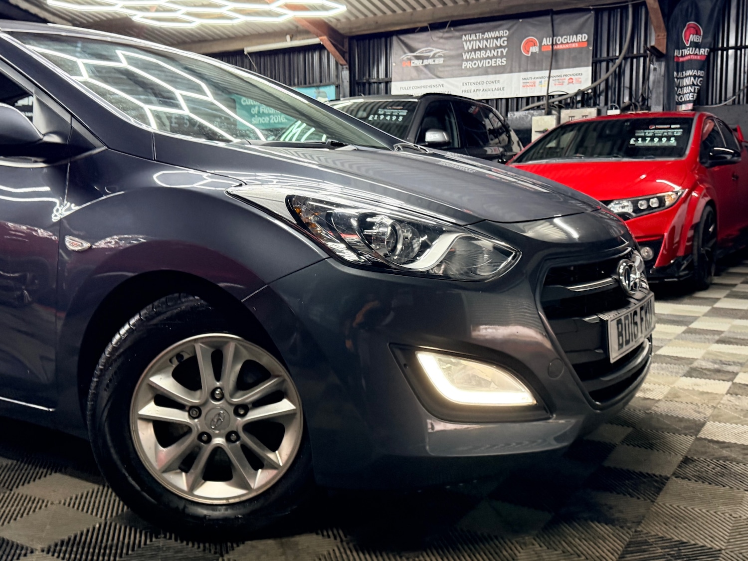 Used Hyundai i30 2016 for sale - 77848129: Photo 2