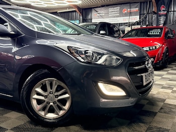 Used Hyundai i30 2016 for sale - 77848129: Photo