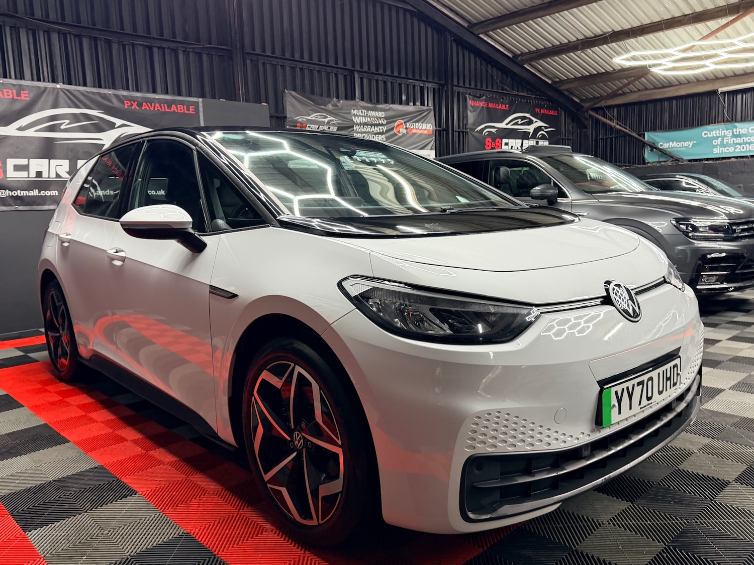 Used Volkswagen ID.3 2020 for sale - 76807080: Photo 3