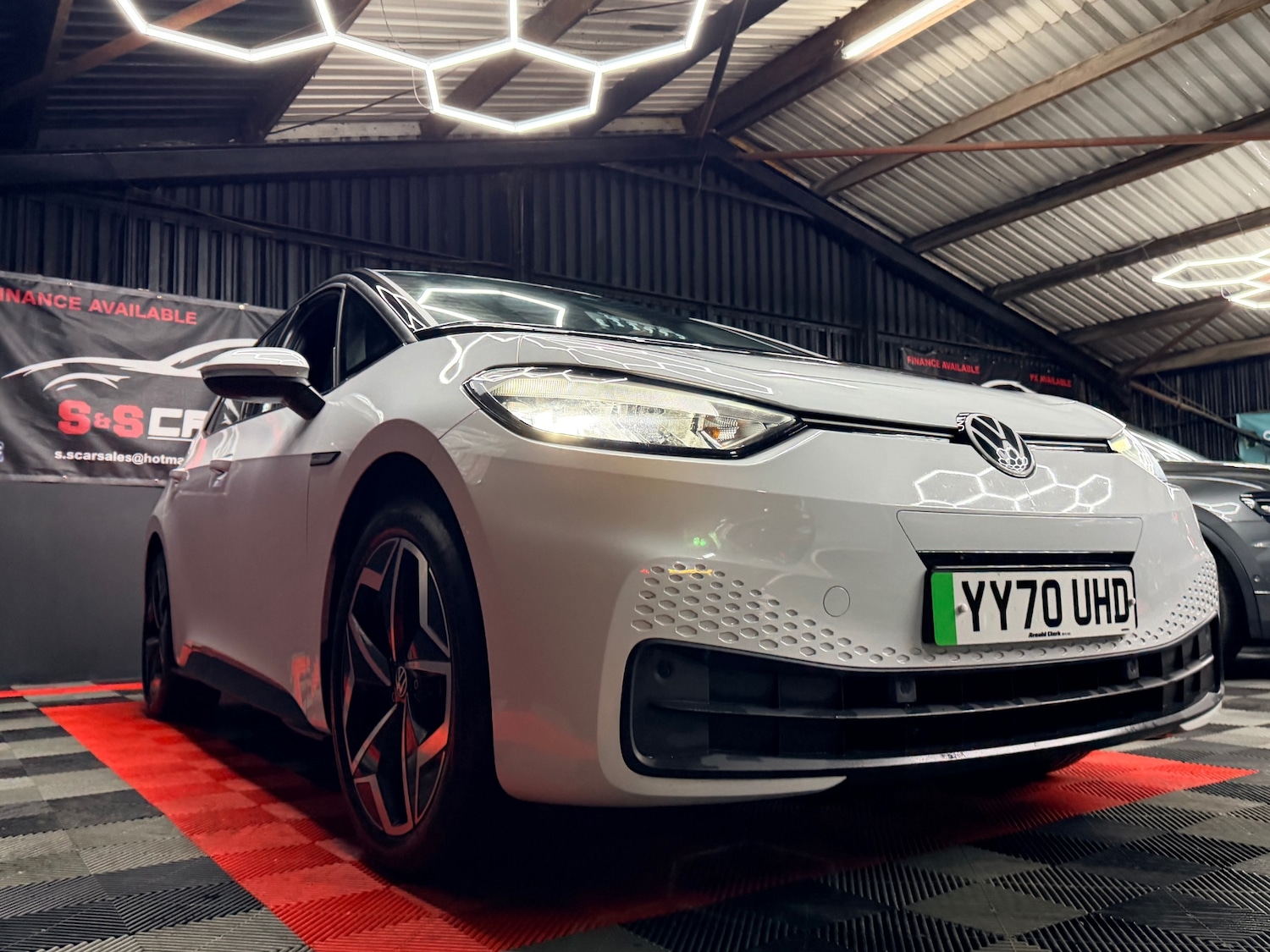 Used Volkswagen ID.3 2020 for sale - 76807080: Photo 4