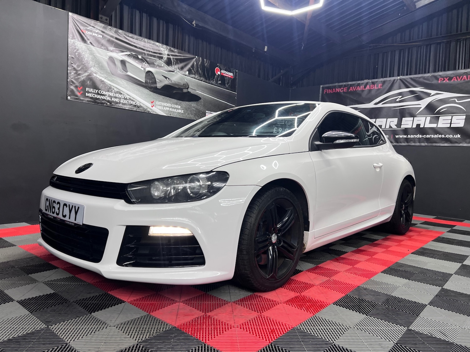 Used Volkswagen Scirocco 2013 for sale - 76236902: Photo 3