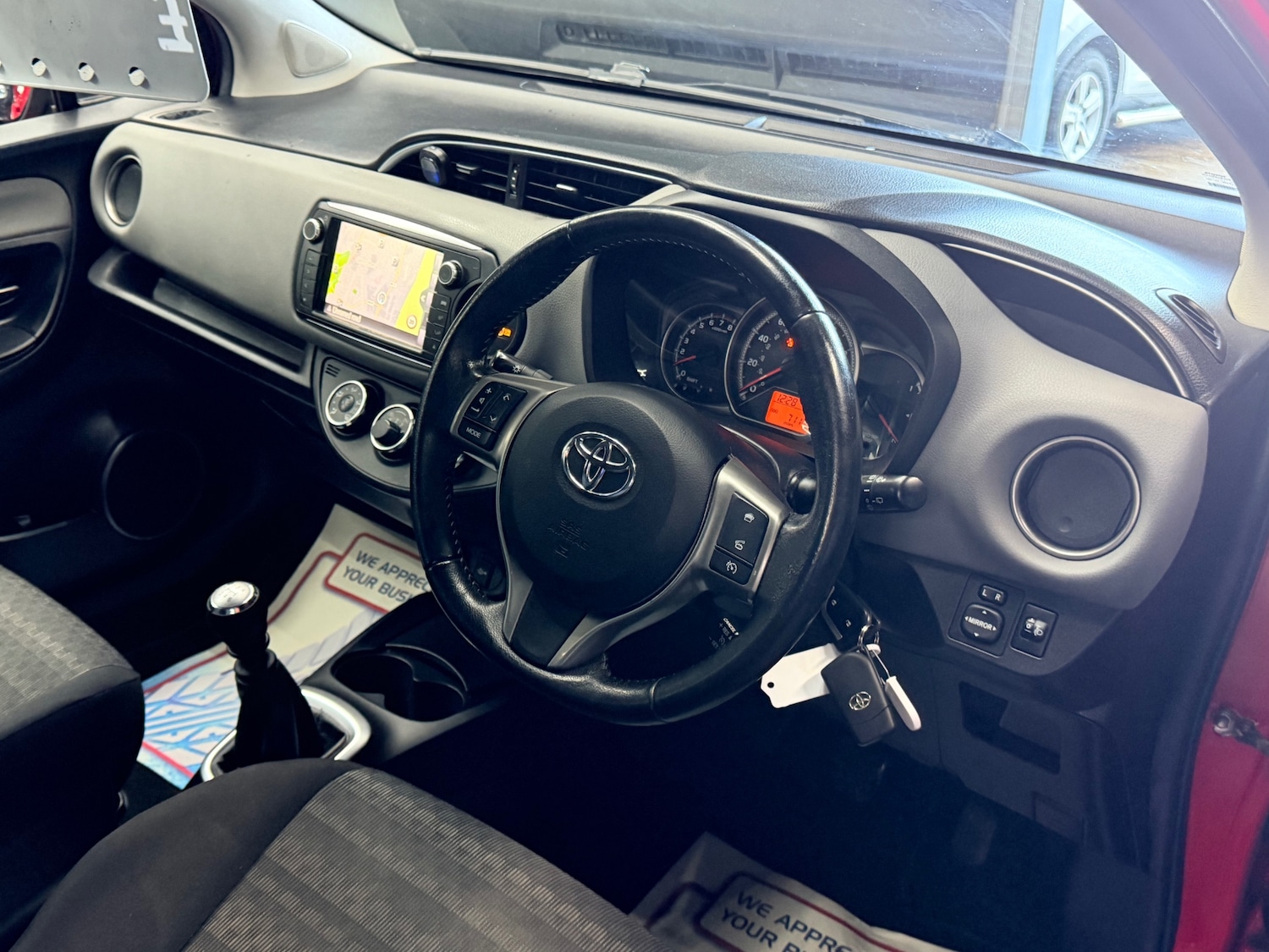 Used Toyota Yaris 2017 for sale - 77012043: Photo 19