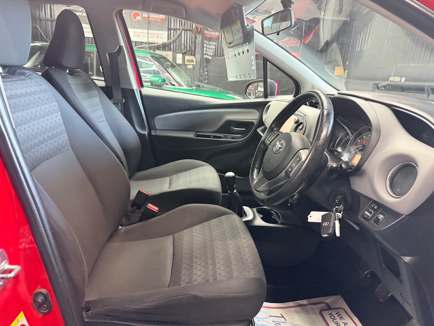 Used Toyota Yaris 2017 for sale - 77012043: Photo 20