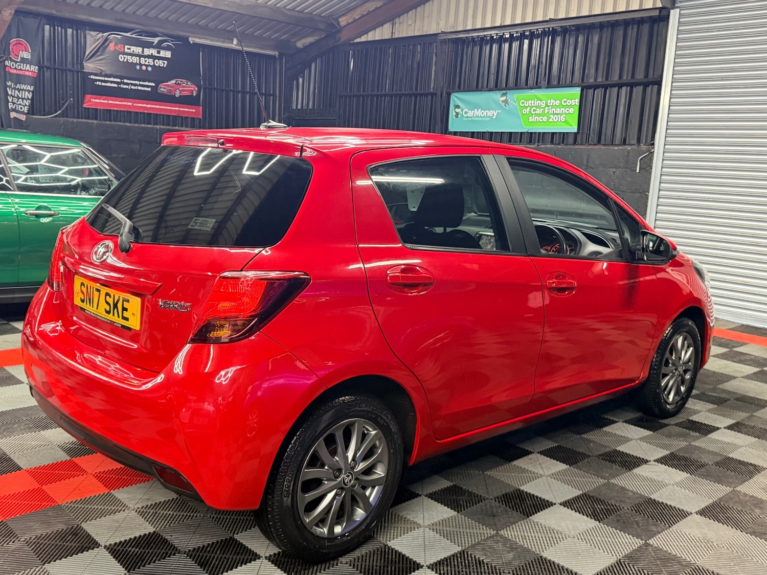Used Toyota Yaris 2017 for sale - 77012043: Photo 3
