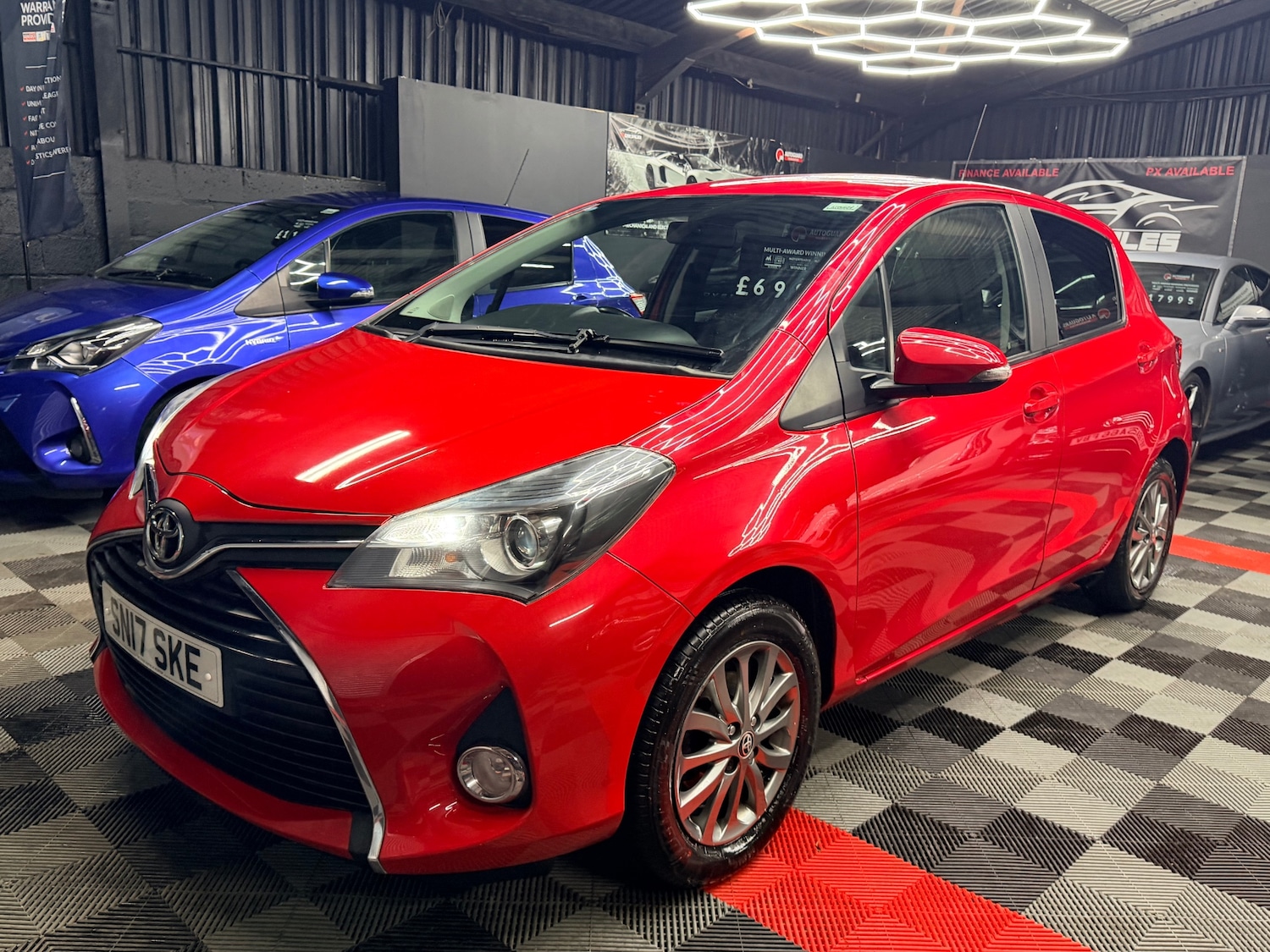 Used Toyota Yaris 2017 for sale - 77012043: Photo 7