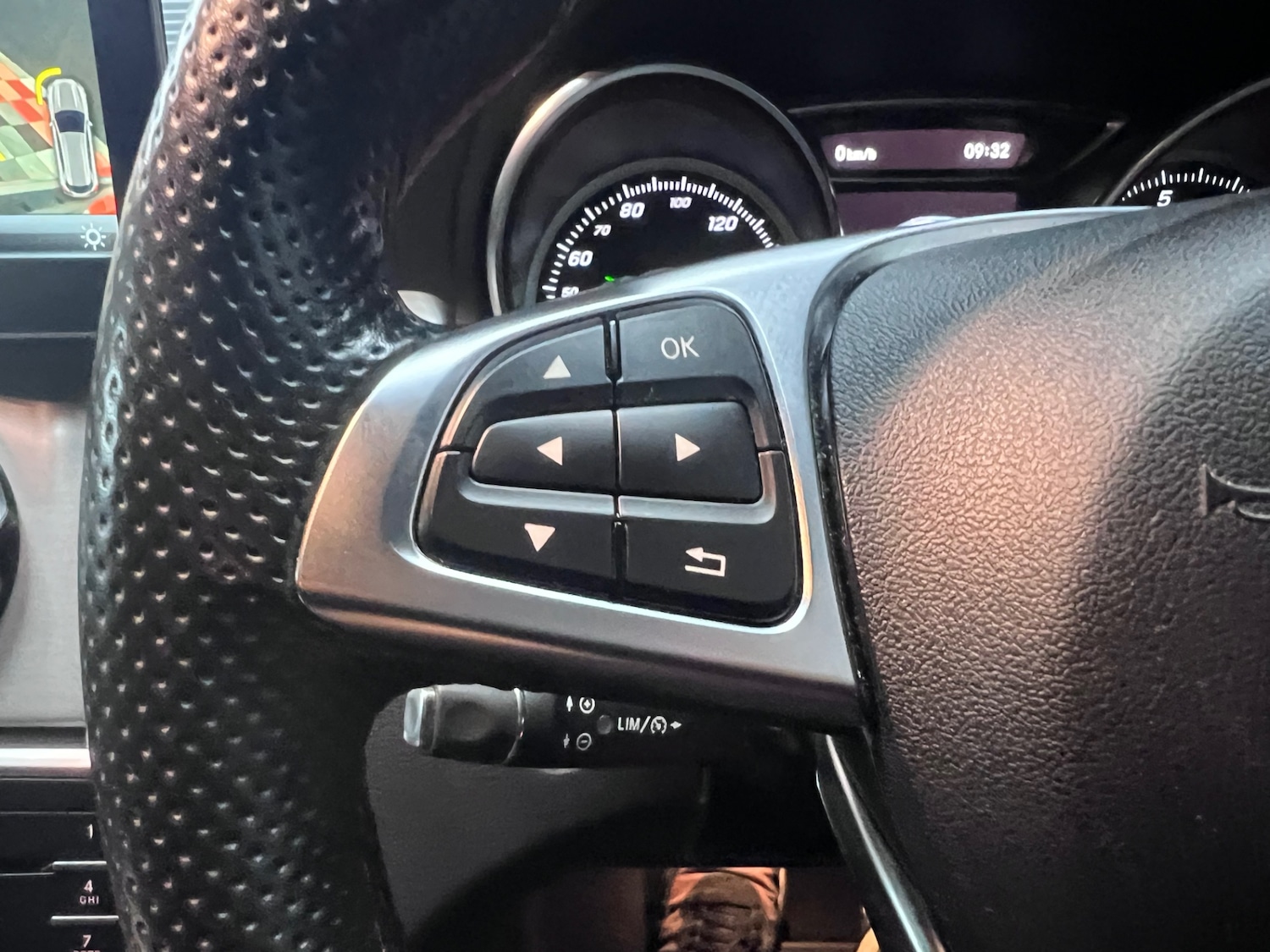 Used Mercedes-Benz GLA 2017 for sale - 76553763: Photo 28