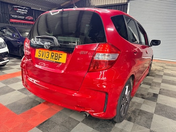Used Honda Jazz 2013 for sale - 78533210: Photo