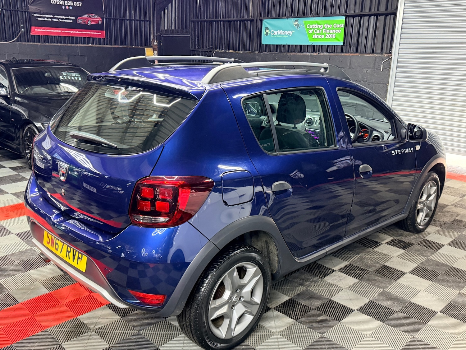 Used Dacia Sandero Stepway 2017 for sale - 77689523: Photo 10