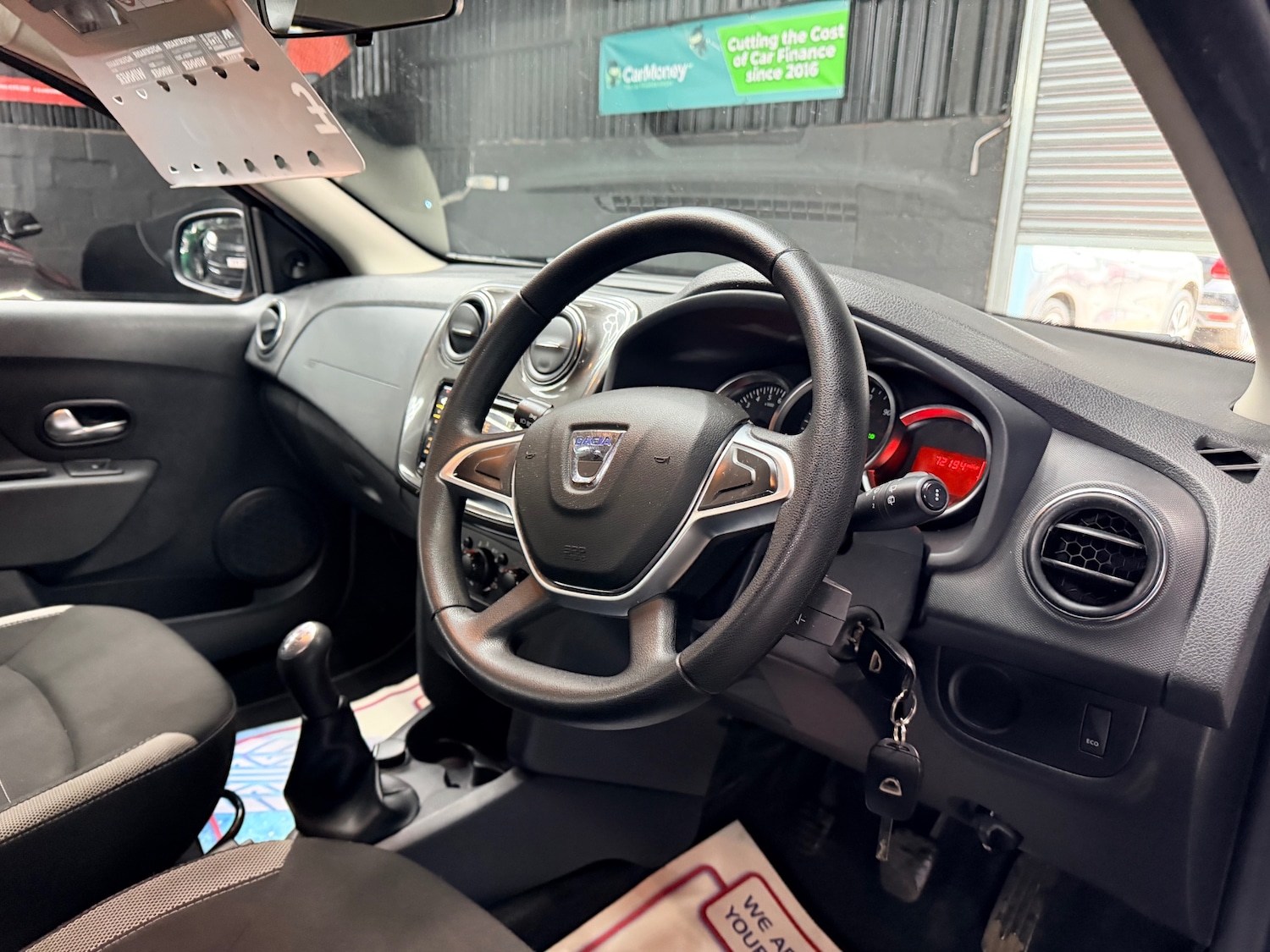 Used Dacia Sandero Stepway 2017 for sale - 77689523: Photo 16