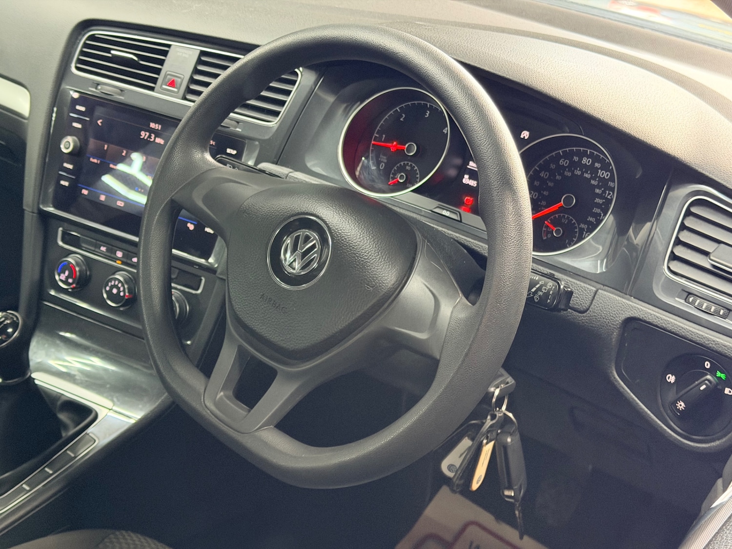 Used Volkswagen Golf 2018 for sale - 76858956: Photo 18