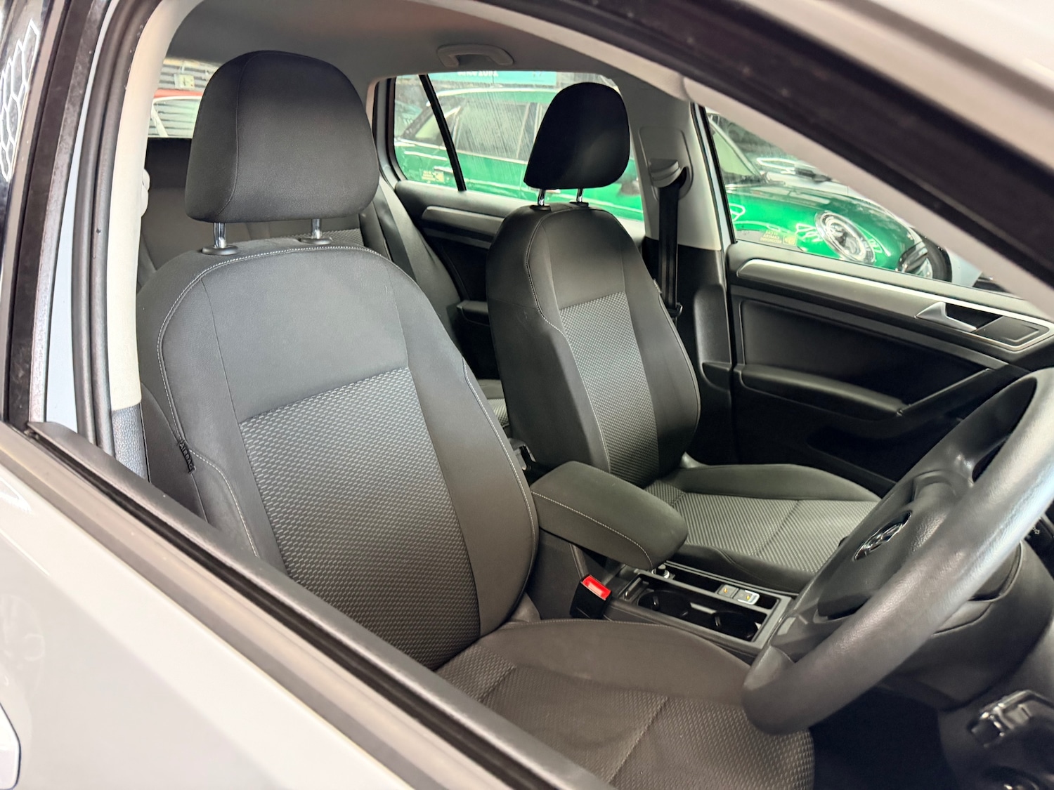 Used Volkswagen Golf 2018 for sale - 76858956: Photo 19