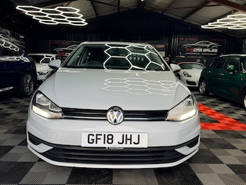 Used Volkswagen Golf 2018 for sale - 76858956: Photo