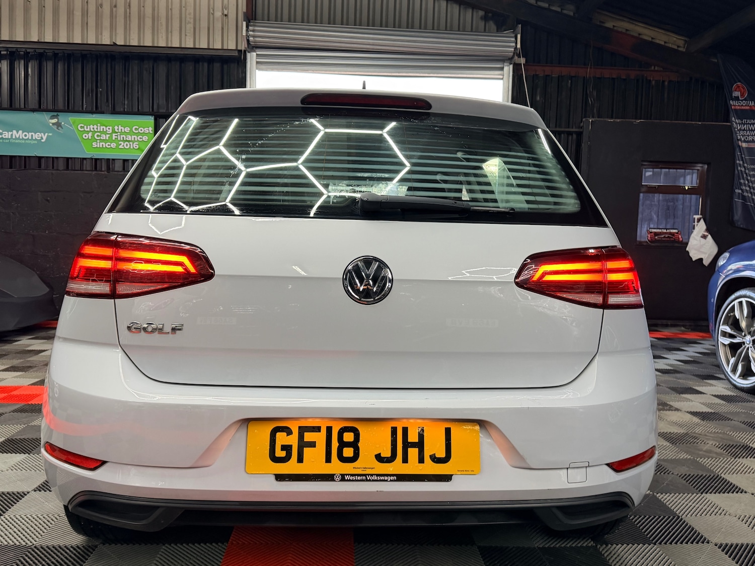 Used Volkswagen Golf 2018 for sale - 76858956: Photo 8