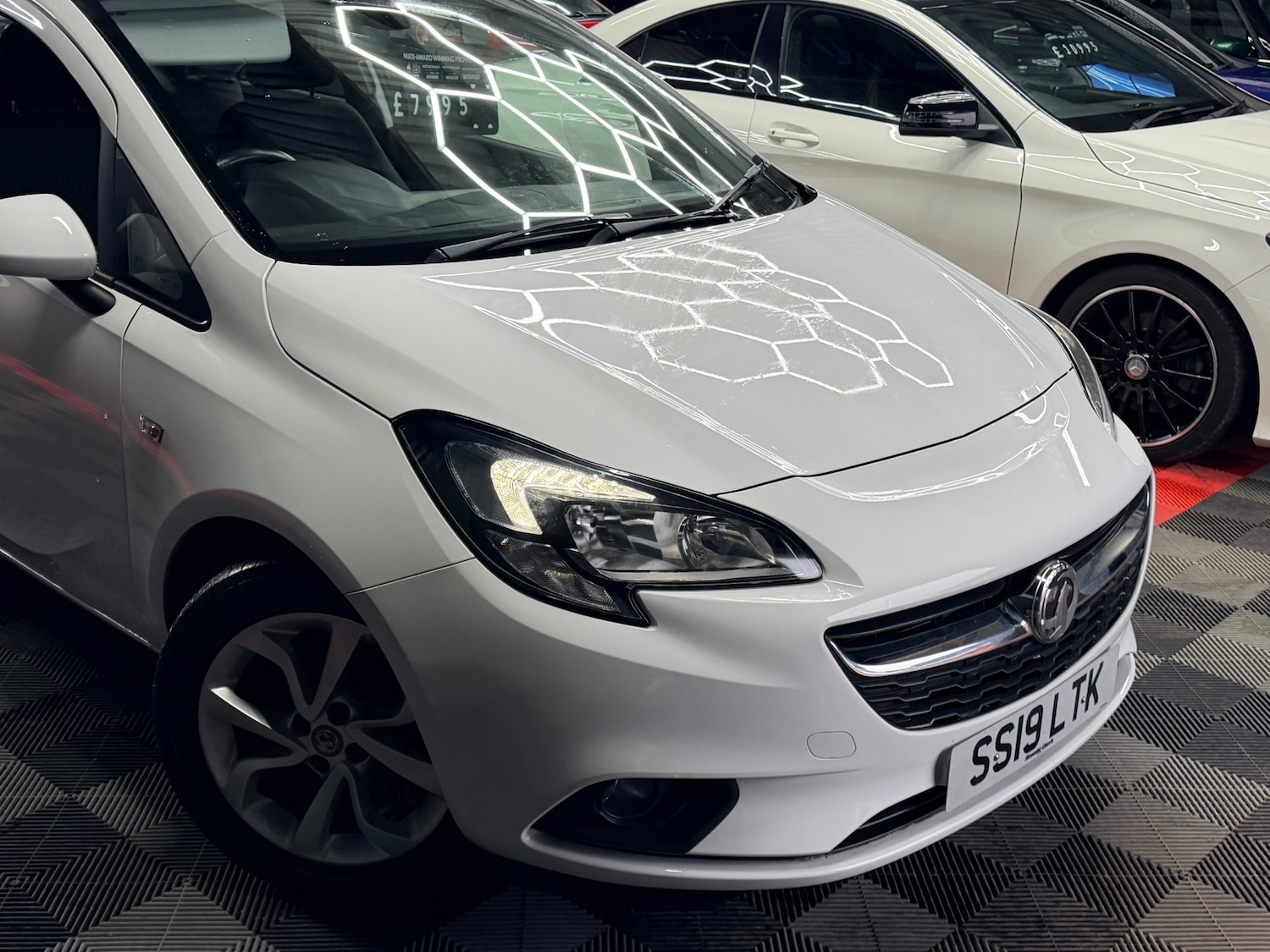 Used Vauxhall Corsa 2019 for sale - 77054799: Photo 2