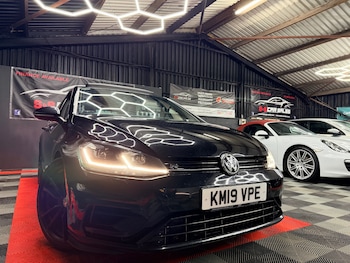 Used Volkswagen Golf 2019 for sale - 76650058: Photo