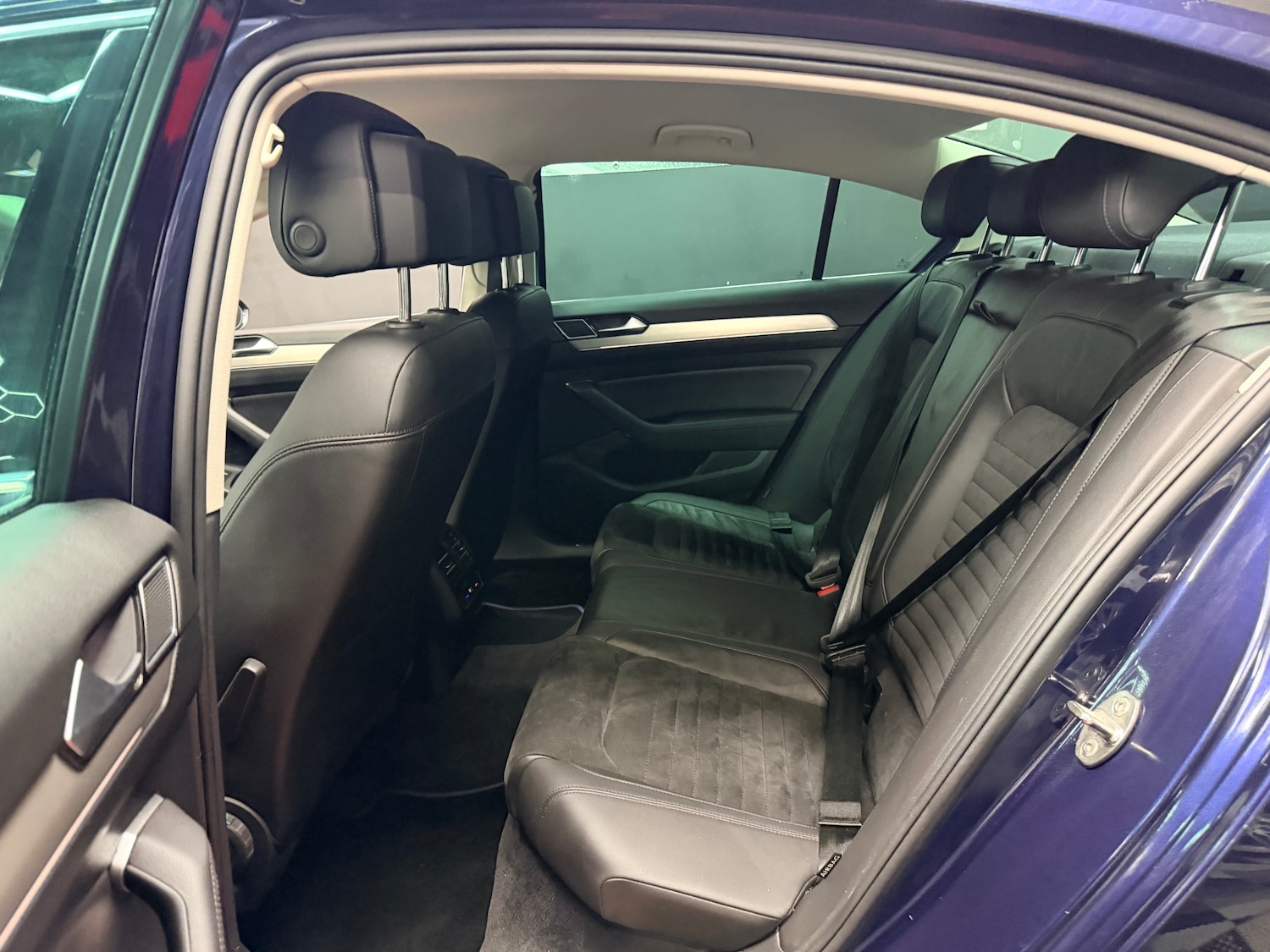 Used Volkswagen Passat 2016 for sale - 76662840: Photo 24