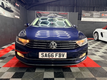 Used Volkswagen Passat 2016 for sale - 76662840: Photo