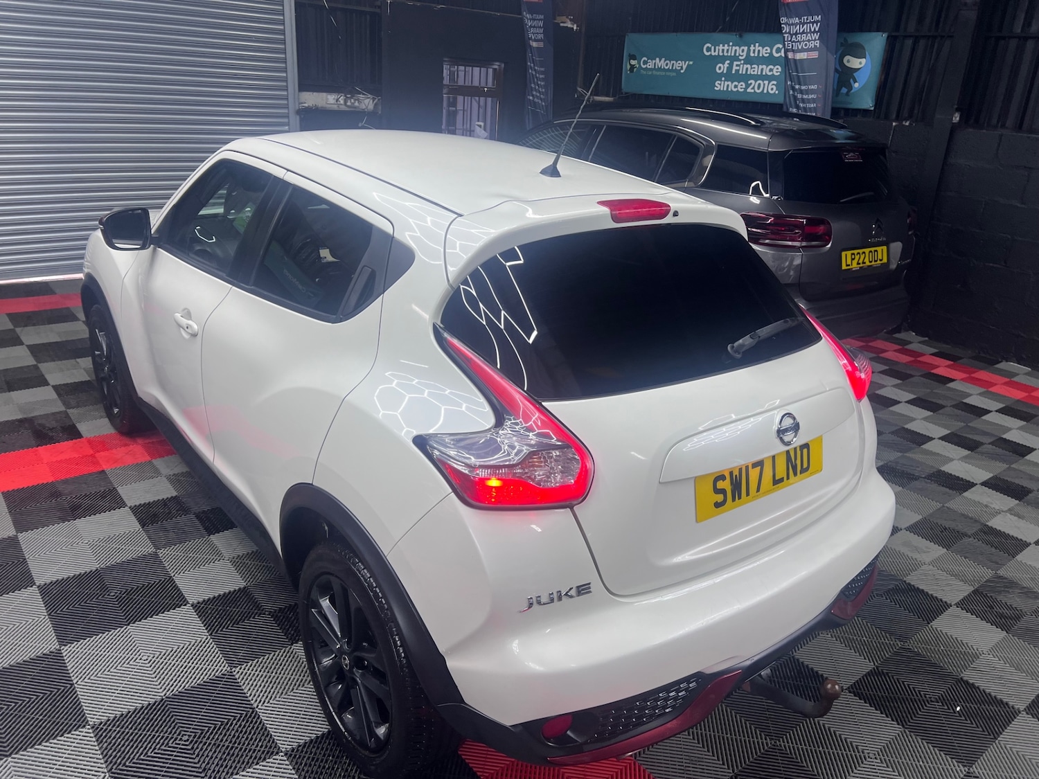 Used Nissan Juke 2017 for sale - 76157307: Photo 21