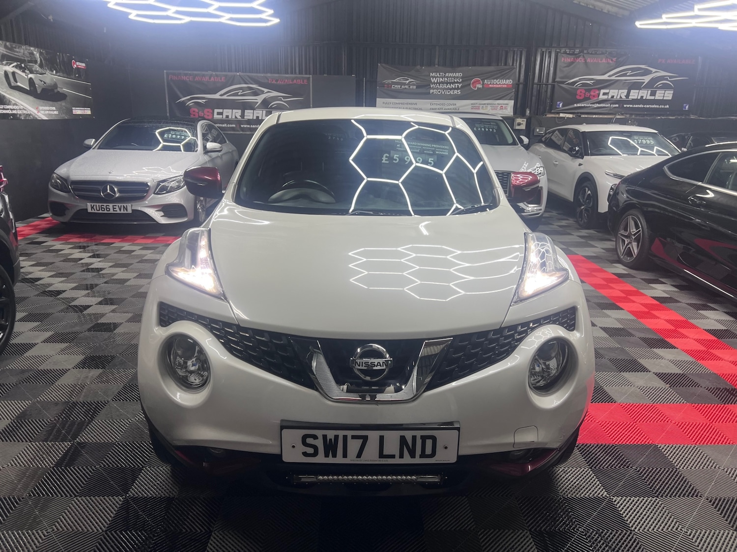 Used Nissan Juke 2017 for sale - 76157307: Photo 7