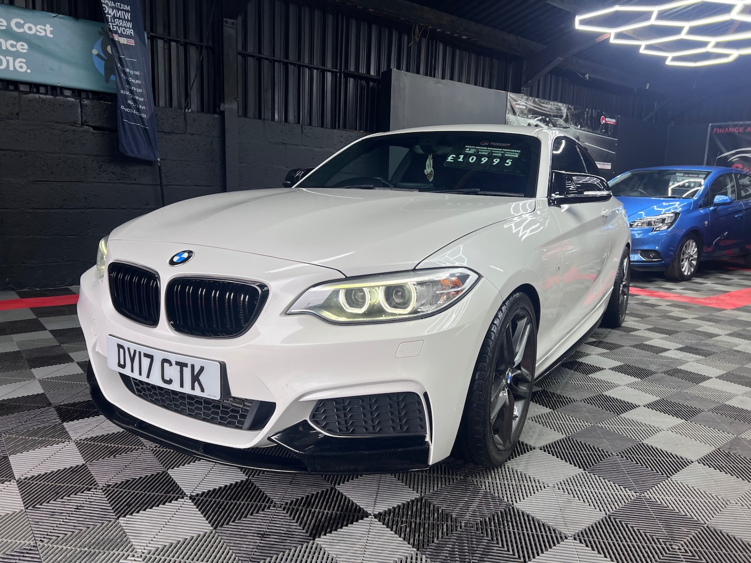 Used BMW 2 Series 2017 for sale - 76252410: Photo 2