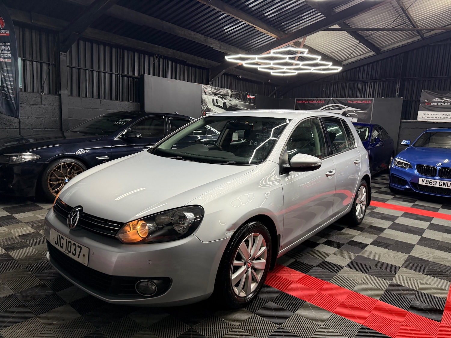 Used Volkswagen Golf 2010 for sale - 77406185: Photo 8